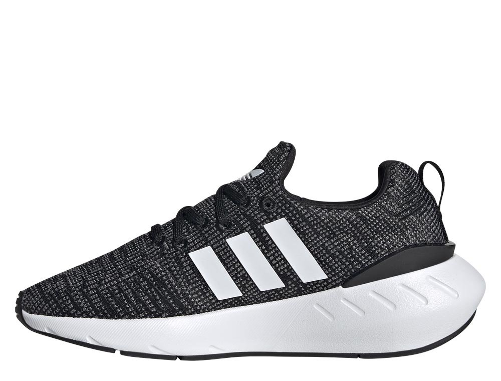 adidas Swift Run 22 Młodzieżowe Czarne (GW8176) adidas Swift Run 22 Młodzieżowe Czarne (GW8176)