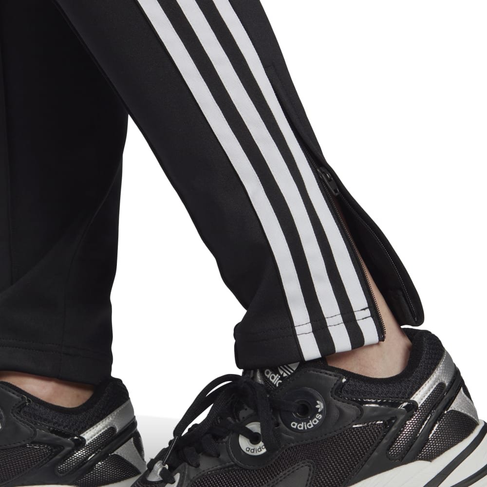 adidas Adicolor SST Track Pants (IB5916) adidas Adicolor SST Track Pants (IB5916)