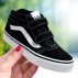 Vans YT Ward Mid V Młodzieżowe Czarne (VN0A5HZ9IJU) Vans YT Ward Mid V Młodzieżowe Czarne (VN0A5HZ9IJU)